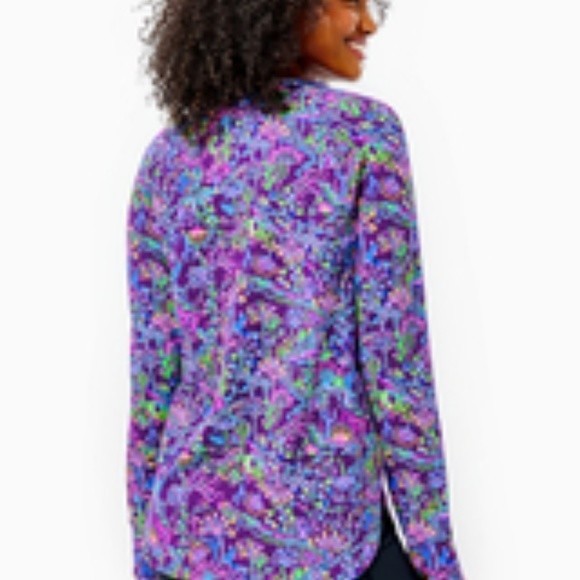 Lilly Pulitzer Luxletic Blythe Pullover UPF 50+ Floral Purple Berry Colony - Picture 3 of 7